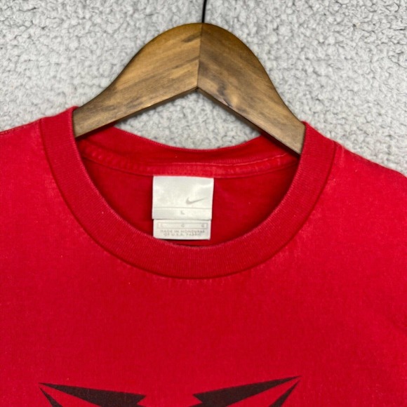 Vintage Nike Shirt Men's Large Red Black Graphic Center Swoosh Short Sleeve Y2K - Picture 4 of 10